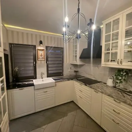 Dom Berry Villa